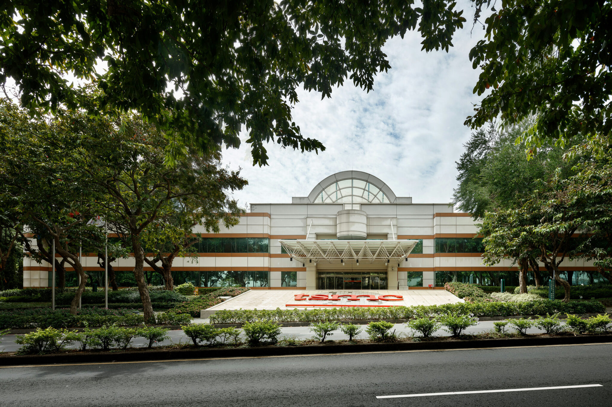TSMC