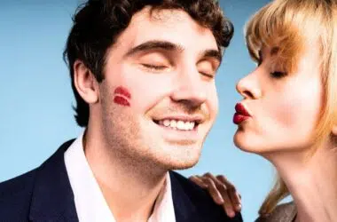 This 36 year old romcom still beats Netflix and Prime’s best and it’s free to watch 10