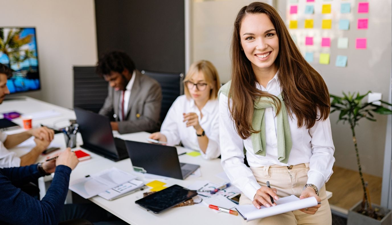 How to Develop an Employee Training Program That Actually Works (10 Steps + Proof-Driven Metrics) 5