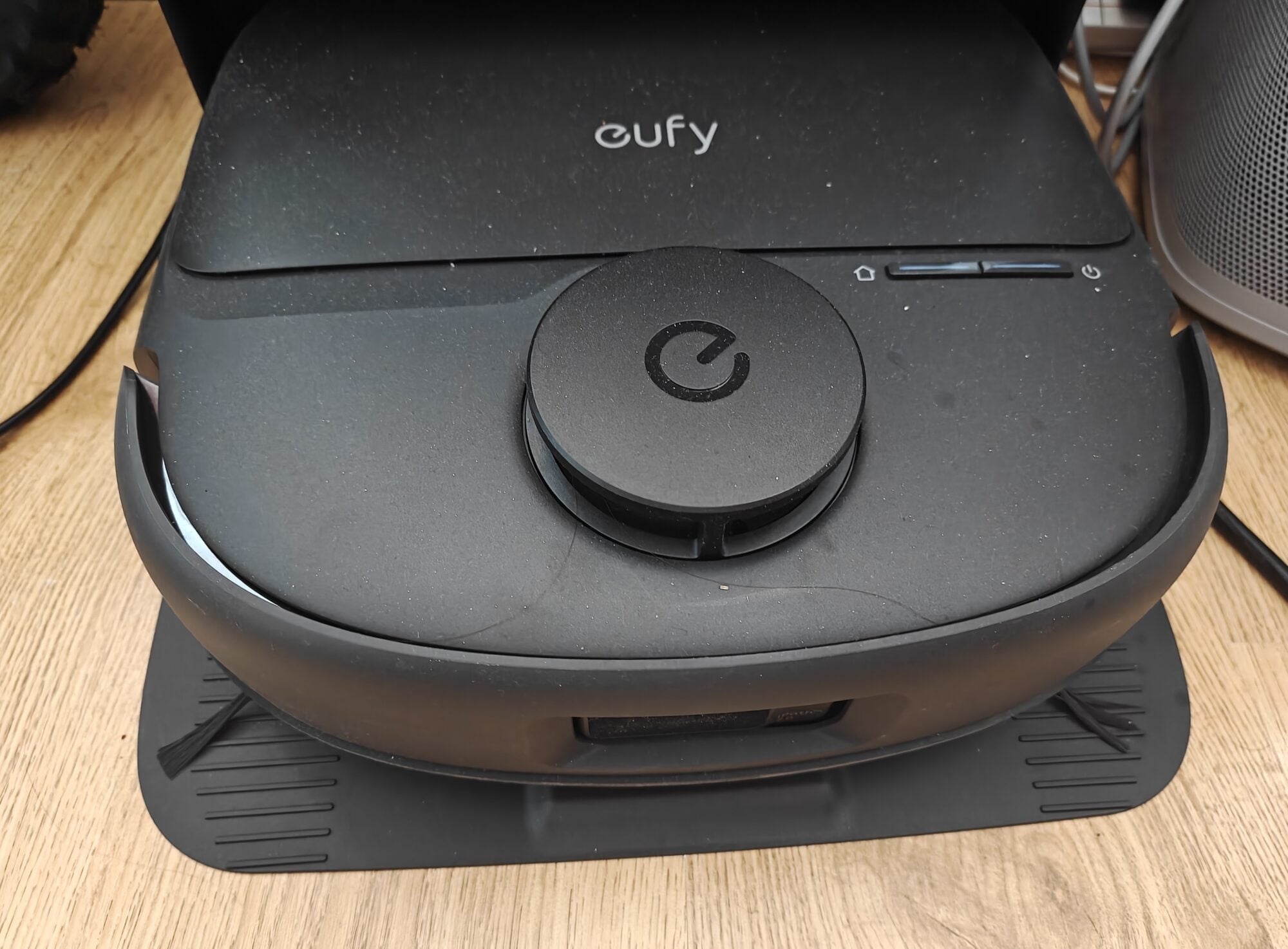 Eufy Omni C28 Robot Vac & Mop Review: Premium Features, Friendlier Price 12
