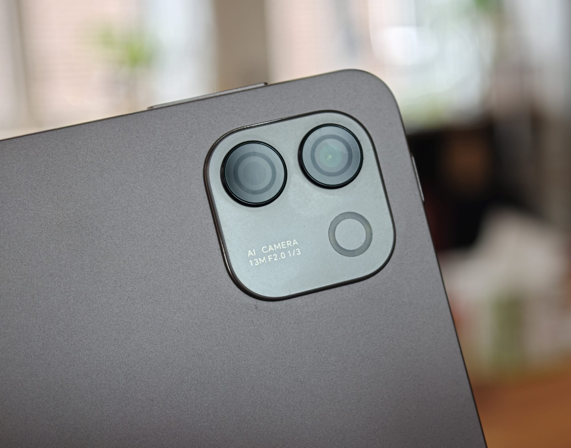 Honor MagicPad 4 Review: This Is What Android Tablets Should Feel Like 14