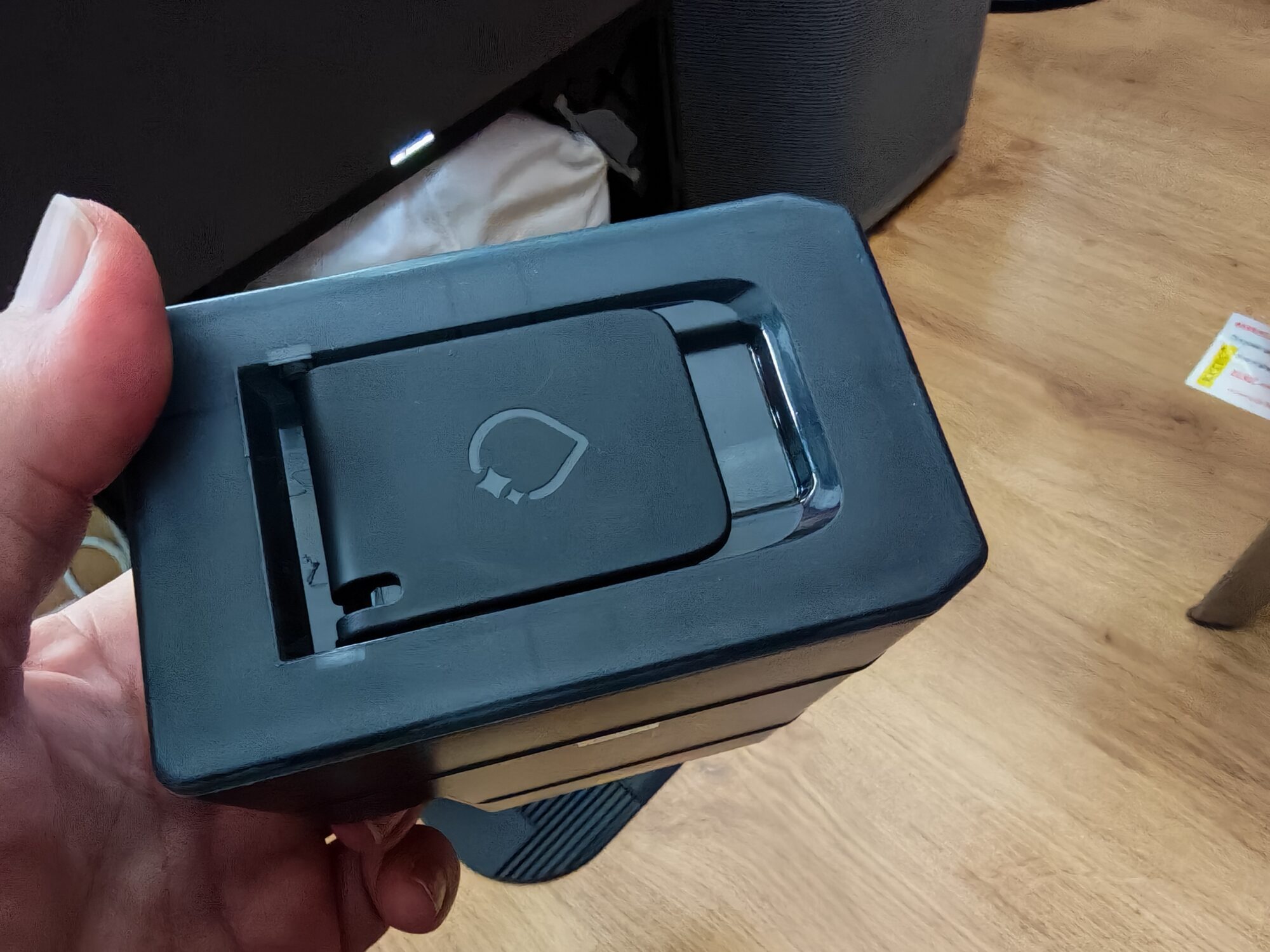 Roborock Saros 20 Review: Set It, Forget It, Be Impressed 12