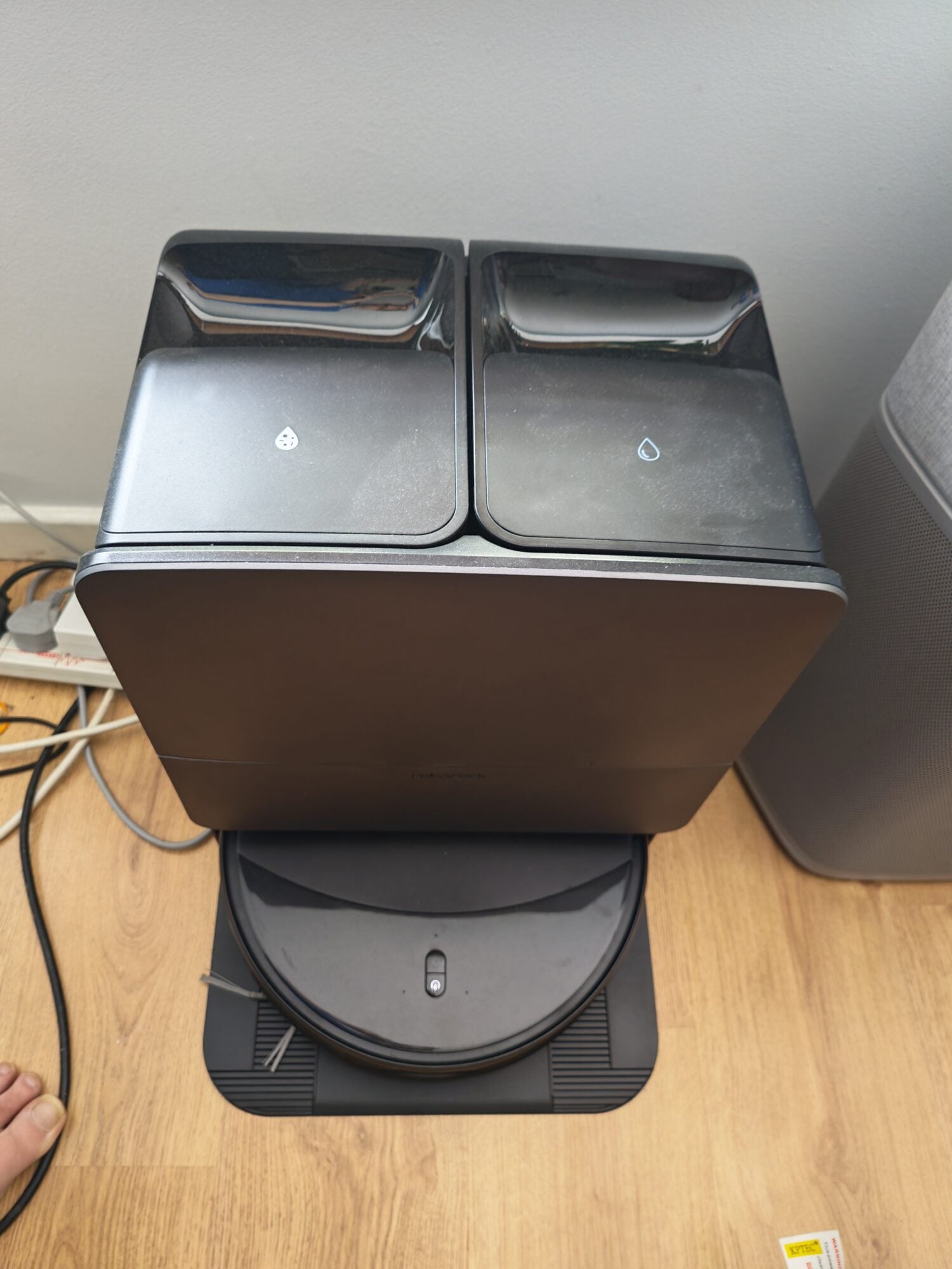 Roborock Saros 20 Review: Set It, Forget It, Be Impressed 5