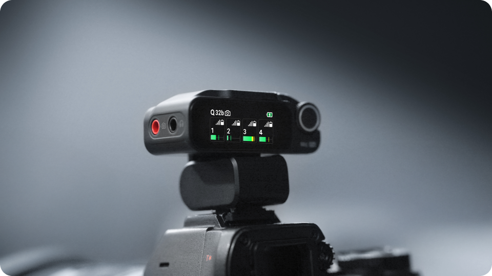 Insta360 Mic Pro Brings E-Ink Display to Wireless Audio 6