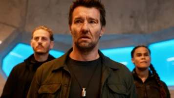 The best-rated sci-fi series of 2024 is officially coming back—season 2 brings an "entirely new story" from the creator himself! 4