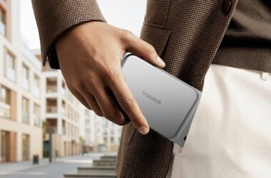 Baseus Goes Thin And Weirdly Useful With New Power Bank And Clip-On Earbuds 6