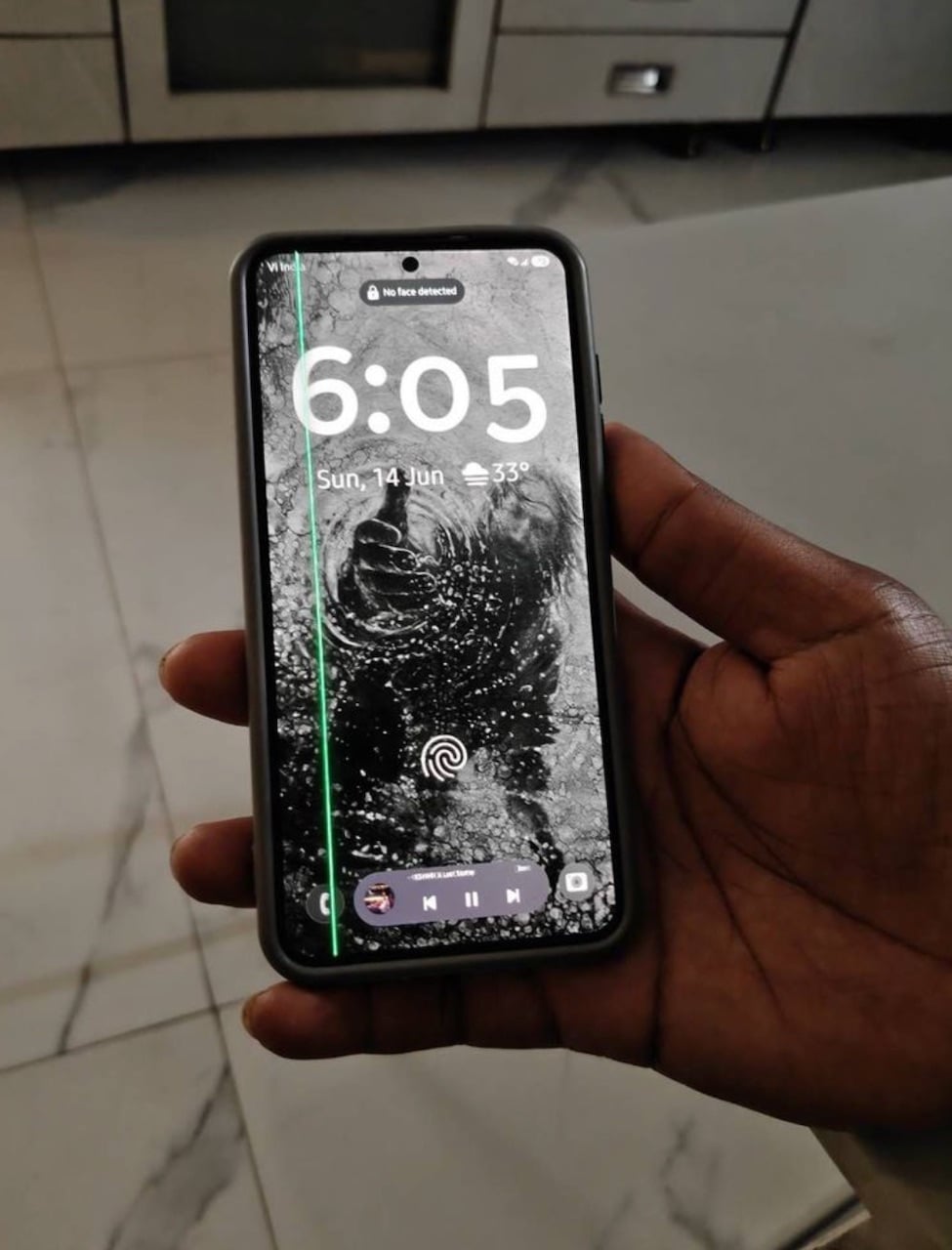 Green and Pink Lines Haunt Galaxy S23 Displays After One UI 8.5 Update 5