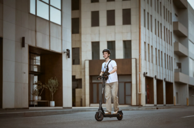 NAVEE Prime Day Deals: GT3 Pro Scooter Drops to $499.99 3