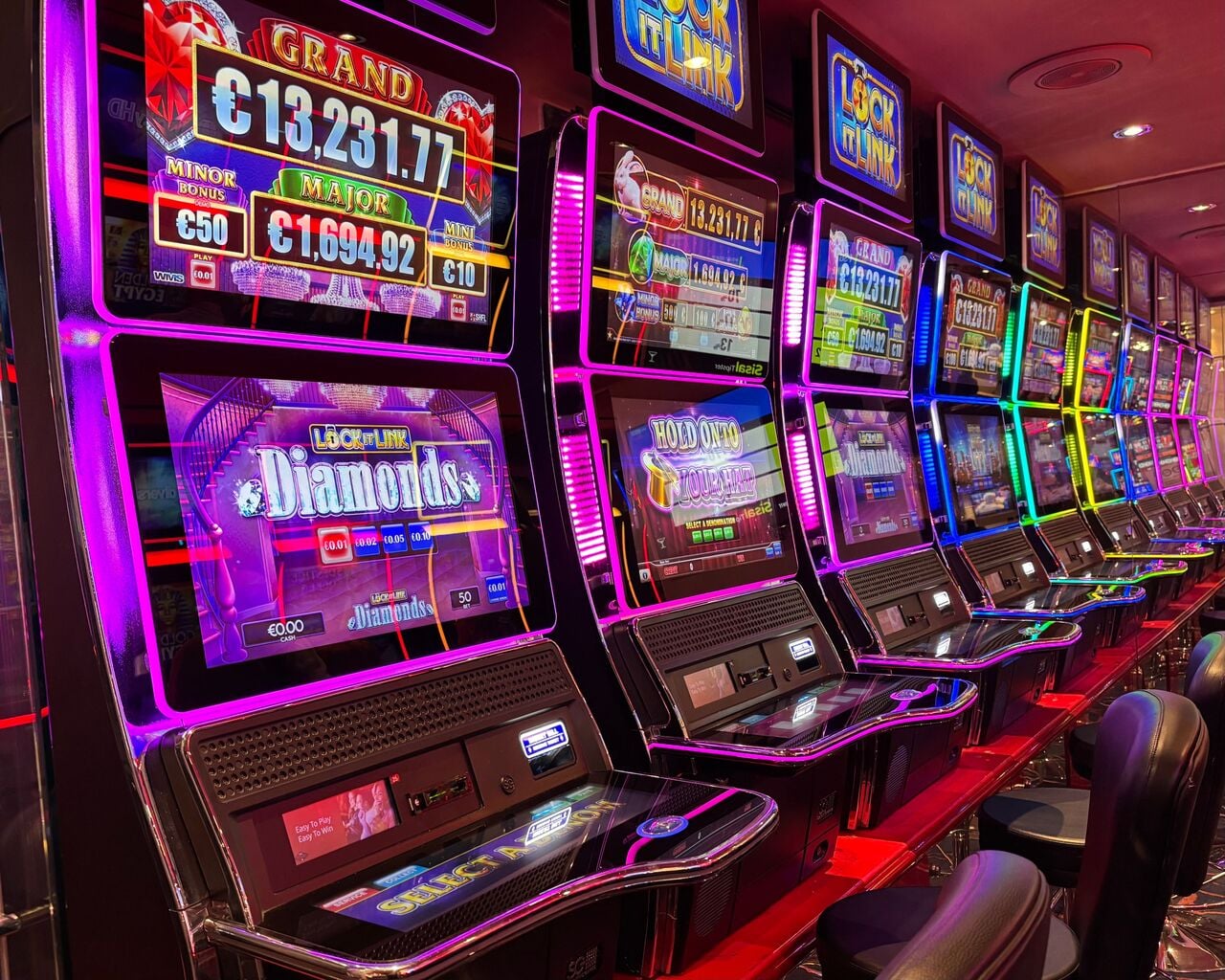 How Classic Slot Nostalgia Shapes Modern Social Casino Games 2