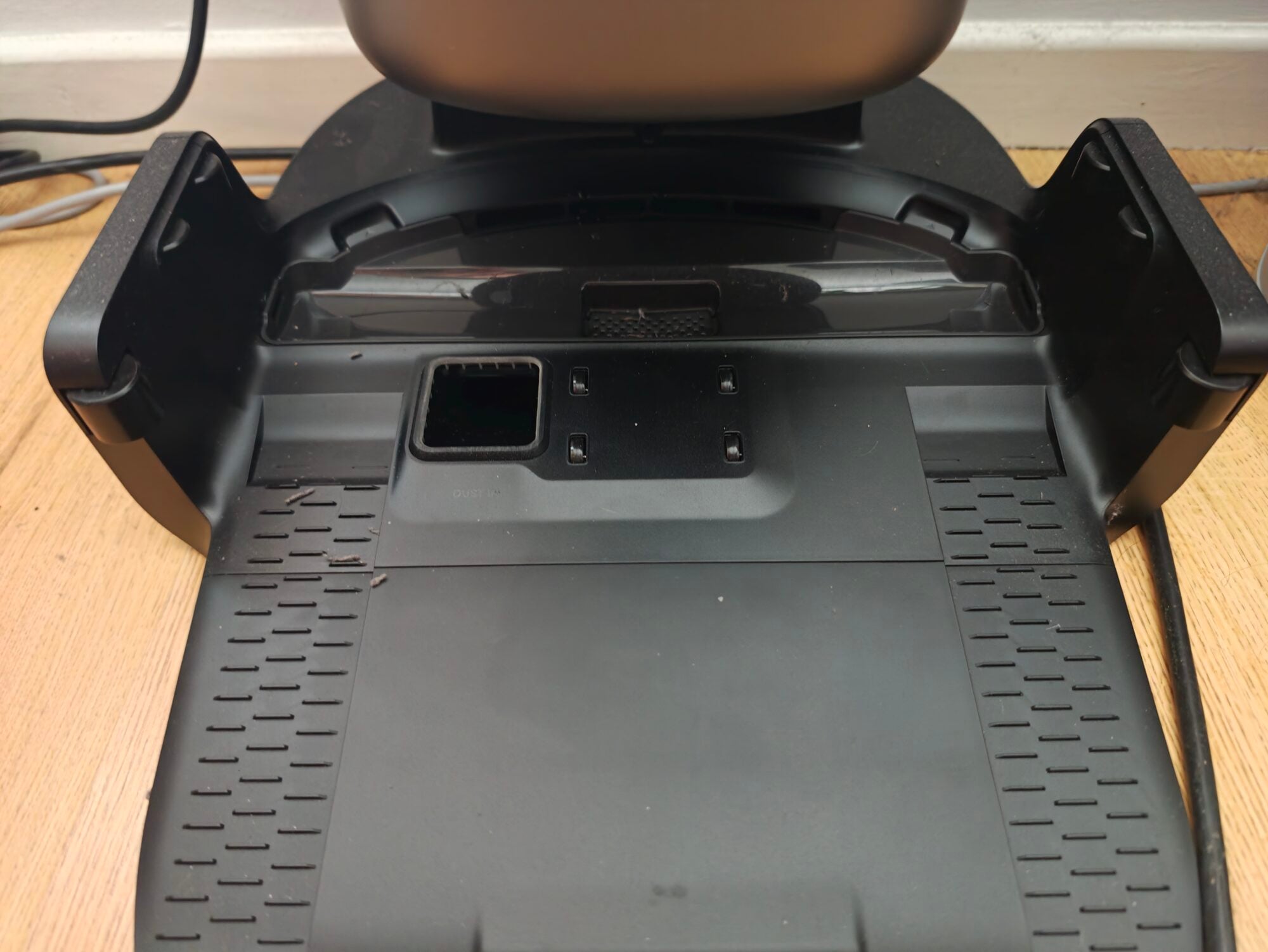 Eufy Omni S2 Robot Vacuum Review: The Robot Vacuum That Finally Nails the Corners 9