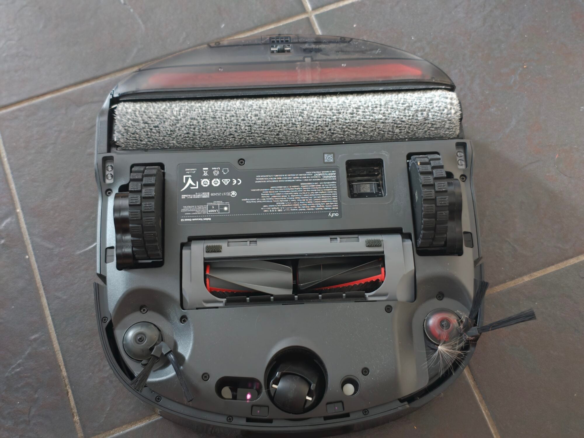 Eufy Omni S2 Robot Vacuum Review: The Robot Vacuum That Finally Nails the Corners 7