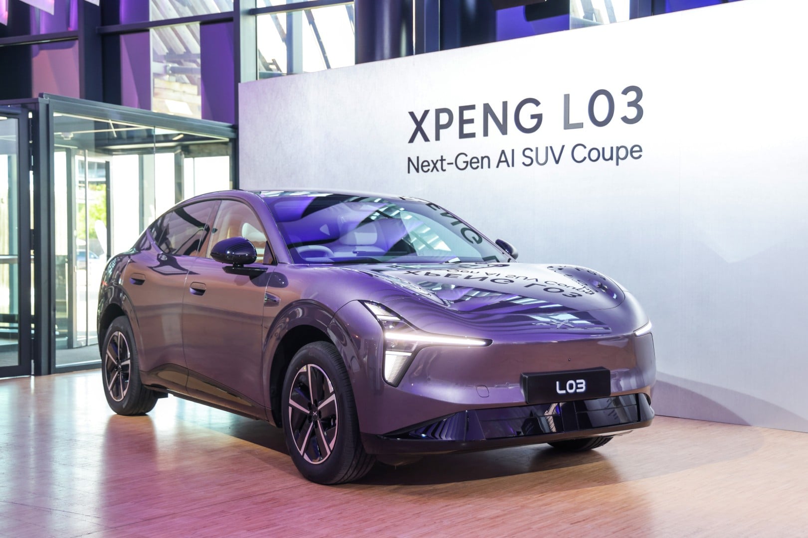 L03 Debuts in 65 Markets, Prices Below Tesla's Model Y 8
