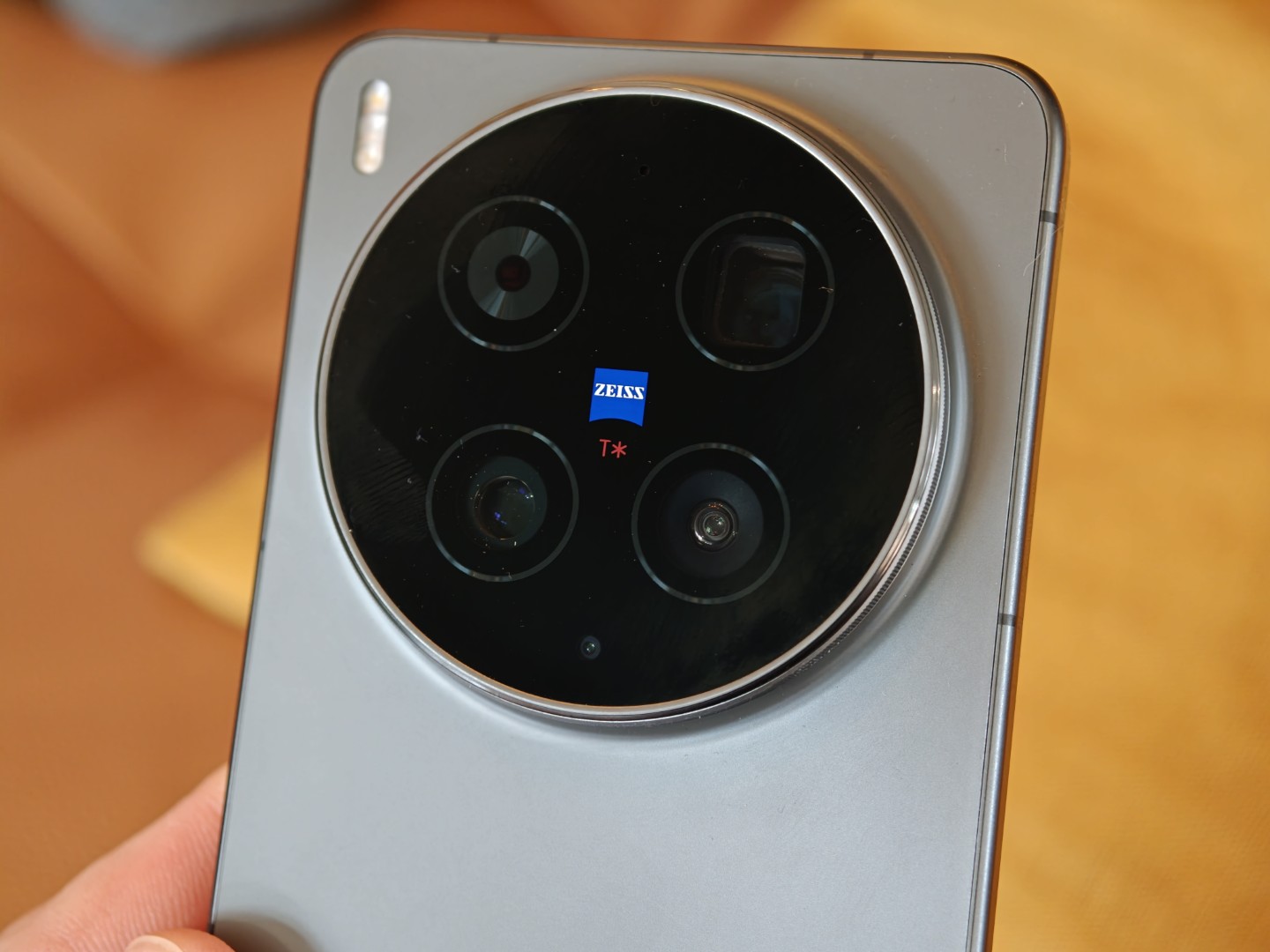 Vivo X300 Ultra Review: A 200MP Camera That Lives Up to the Hype 14