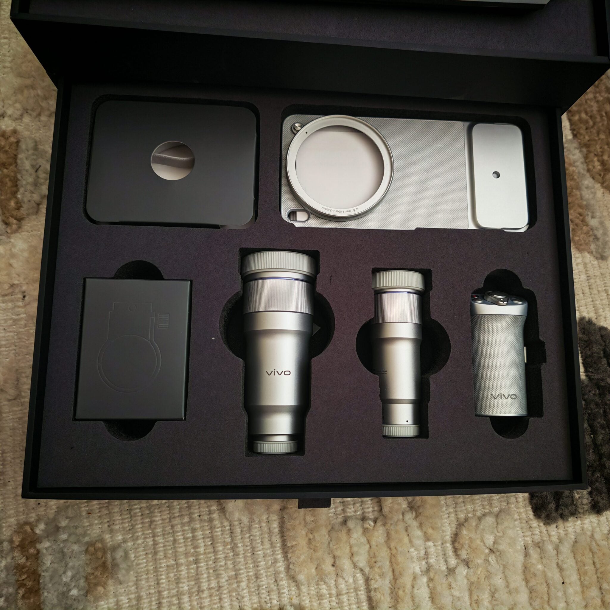 Vivo X300 Ultra Review: A 200MP Camera That Lives Up to the Hype 13