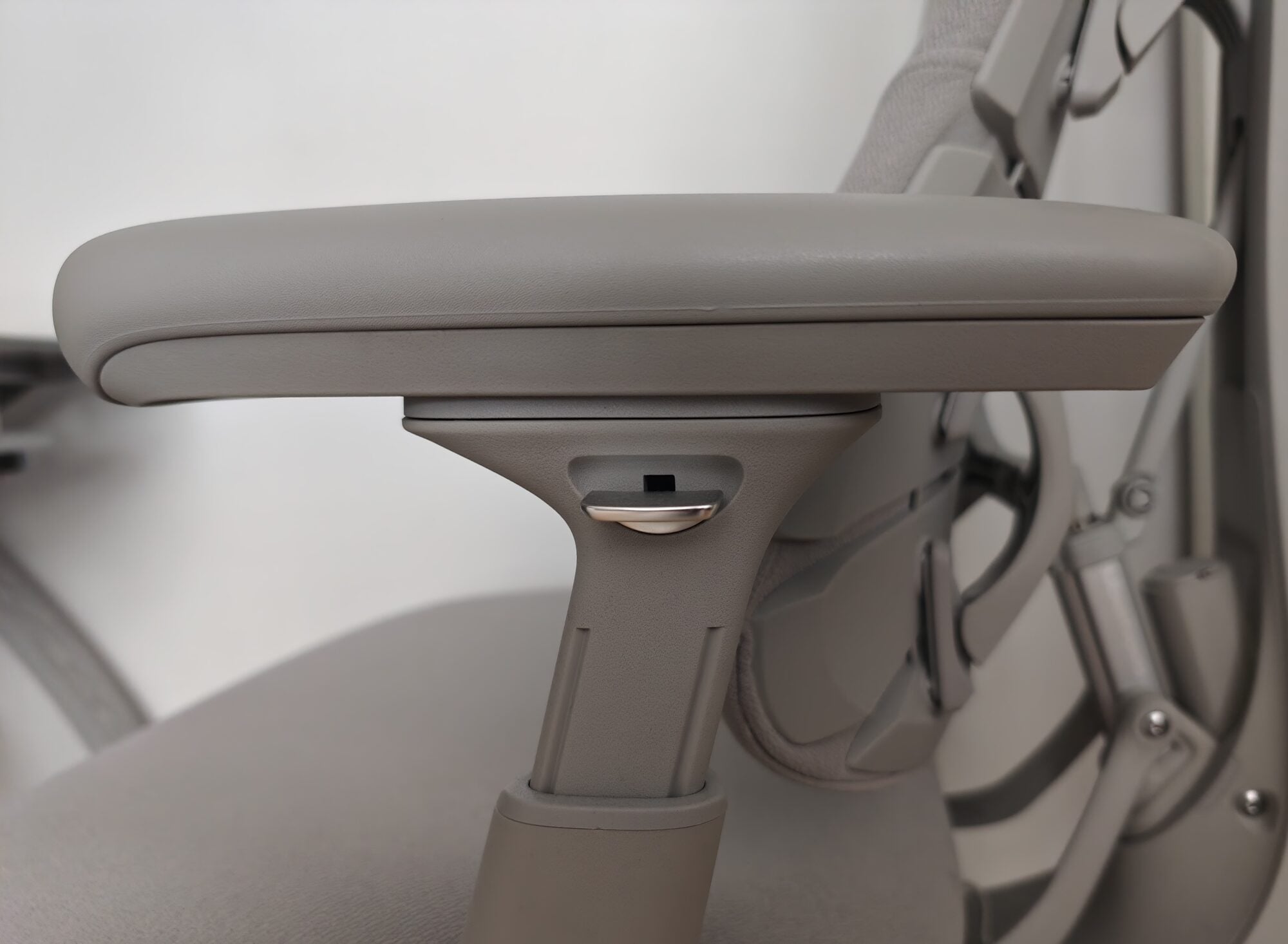Libernovo Omni Chair Review: Comfortable, But Get the Right Seat Size 7