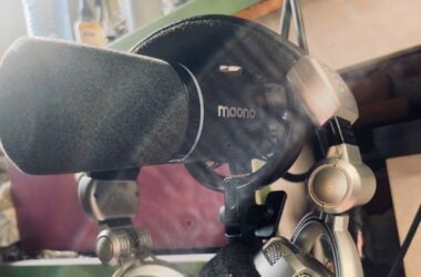 Maono PD200W Review: The Creator's Shortcut To Sounding Professional 4