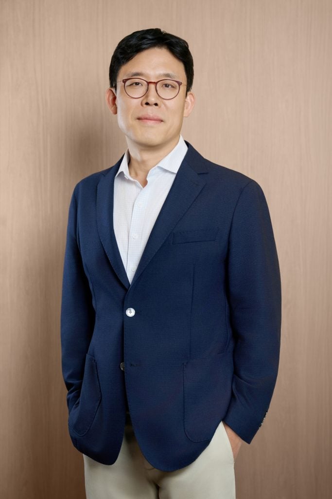 Samsung Explains the Engineering Behind Its New AI Glasses 5