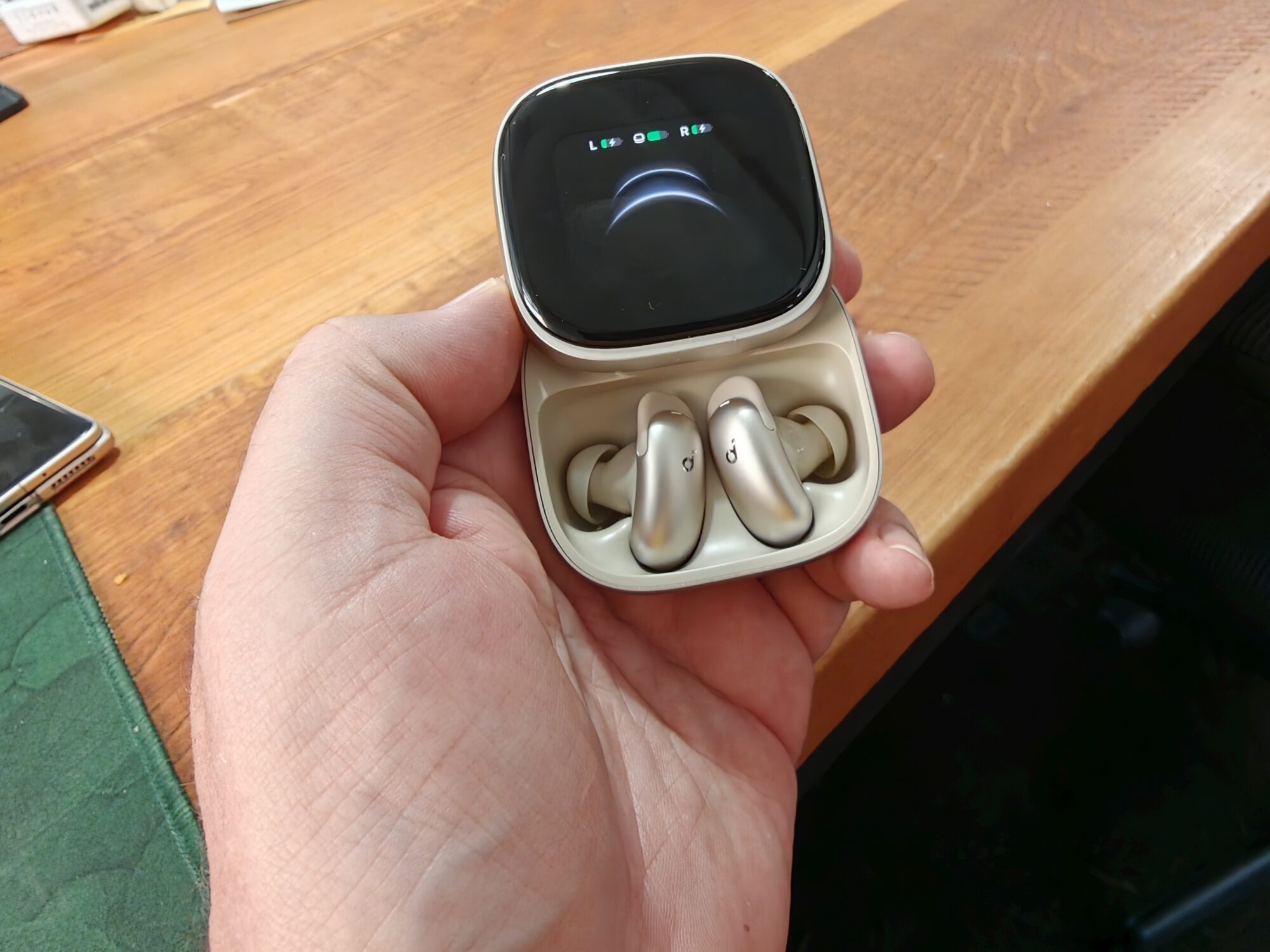 Soundcore Liberty 5 Pro Max Review: The Smartest Earbuds Case Yet 15