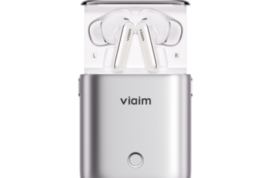 Viaim's Rise Earbuds Put the AI Assistant in the Charging Case 3