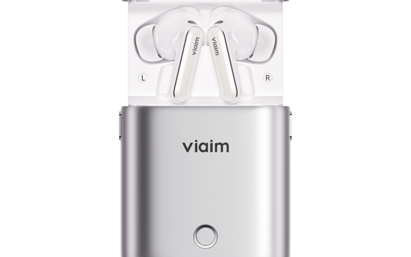 Viaim's Rise Earbuds Put the AI Assistant in the Charging Case 4