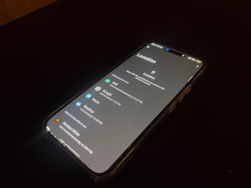 Menu showing apps that have location permission on Android phone