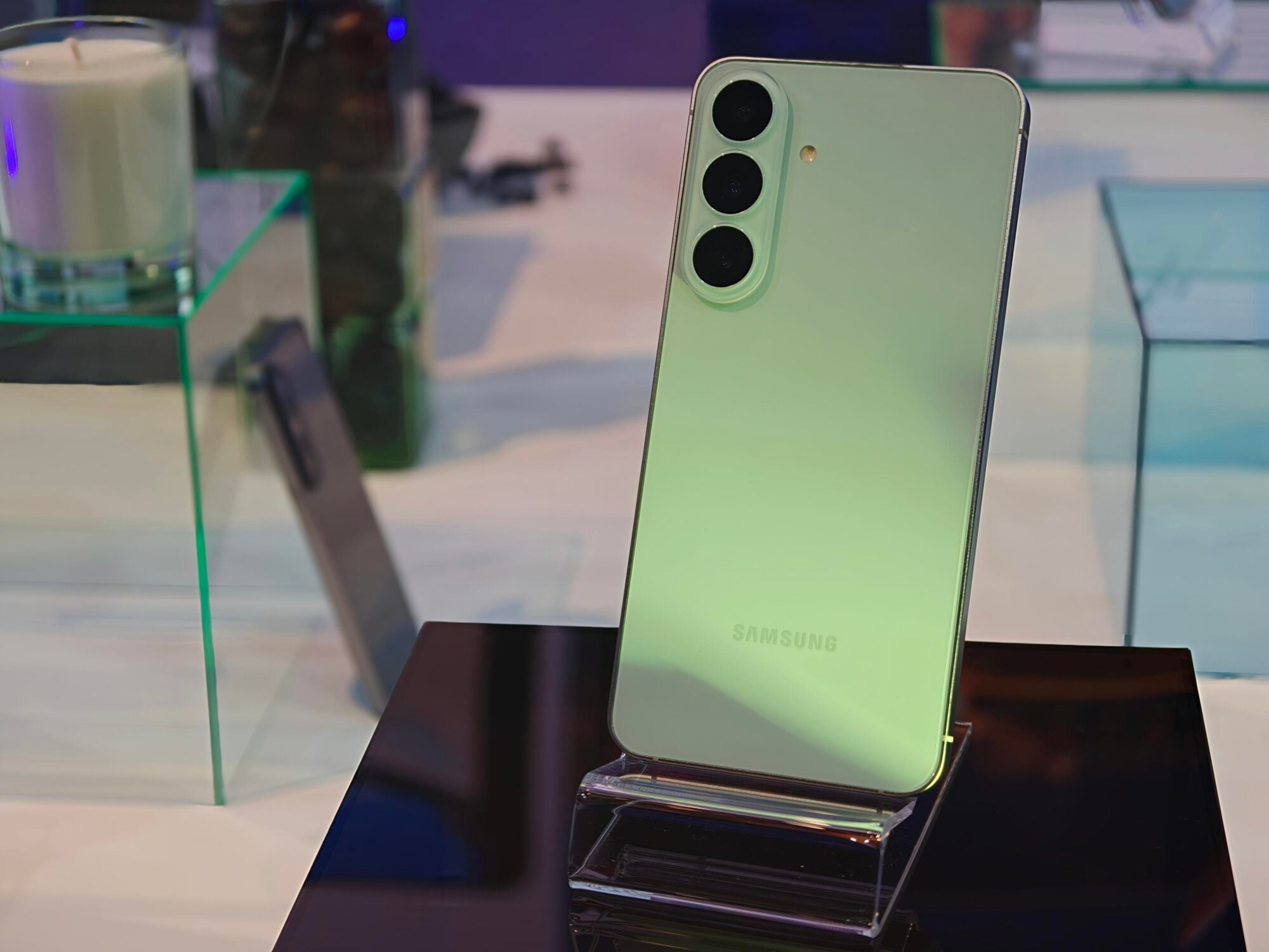 Galaxy S27 Will Cost More, And Samsung's Own Chip Won't Save You 4