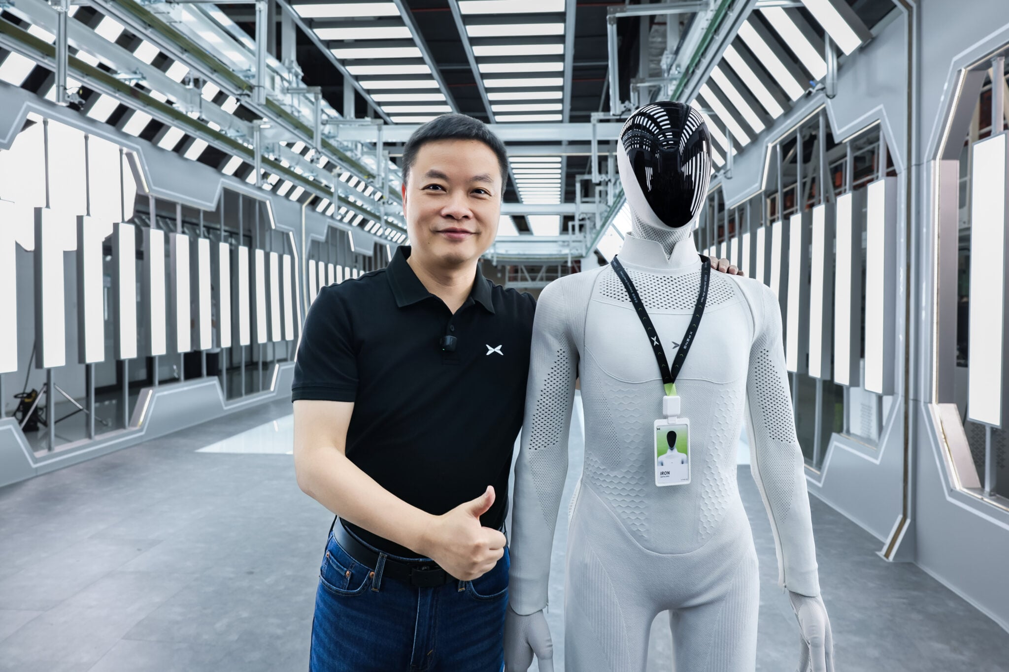 XPENG's IRON Robot Just Walked Off a Production Line By Itself 6