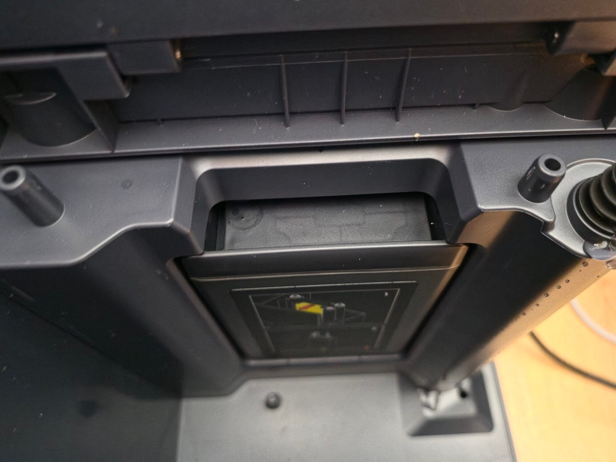 Eufy's Omni E35 Review: 35,000Pa Suction, Zero Maintenance 12