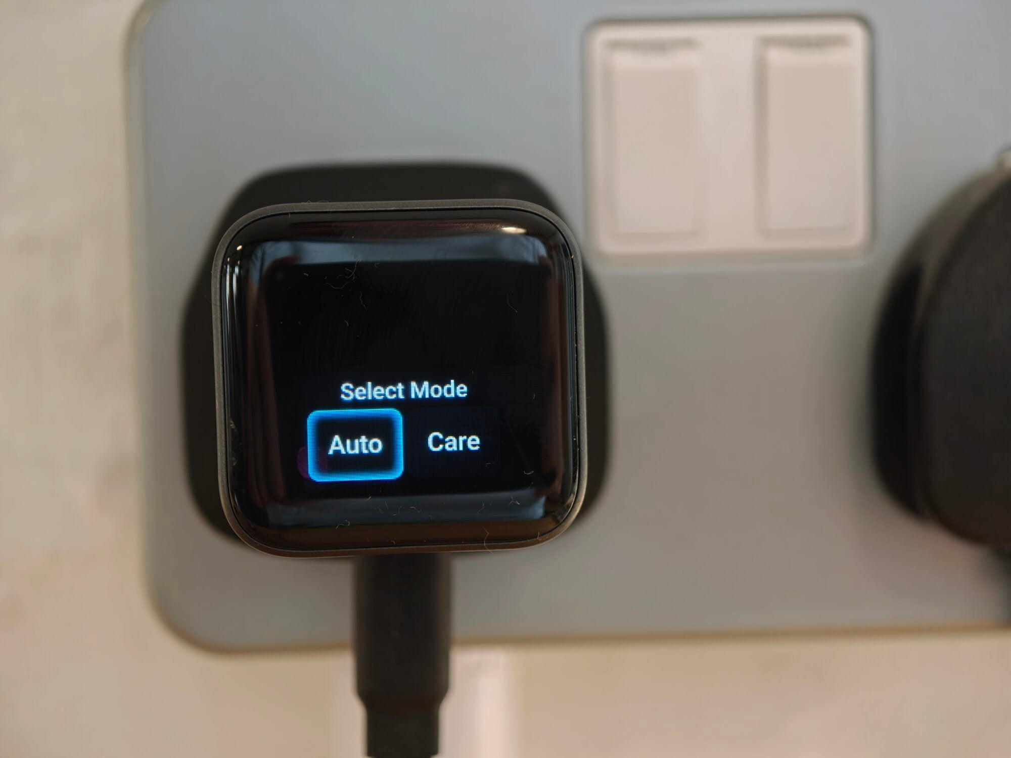 Anker Nano Charger Review: A Wall Plug That Shows Its Work 11