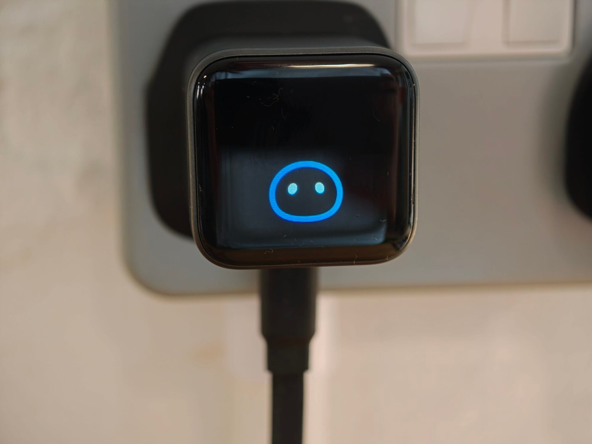 Anker Nano Charger Review: A Wall Plug That Shows Its Work 7