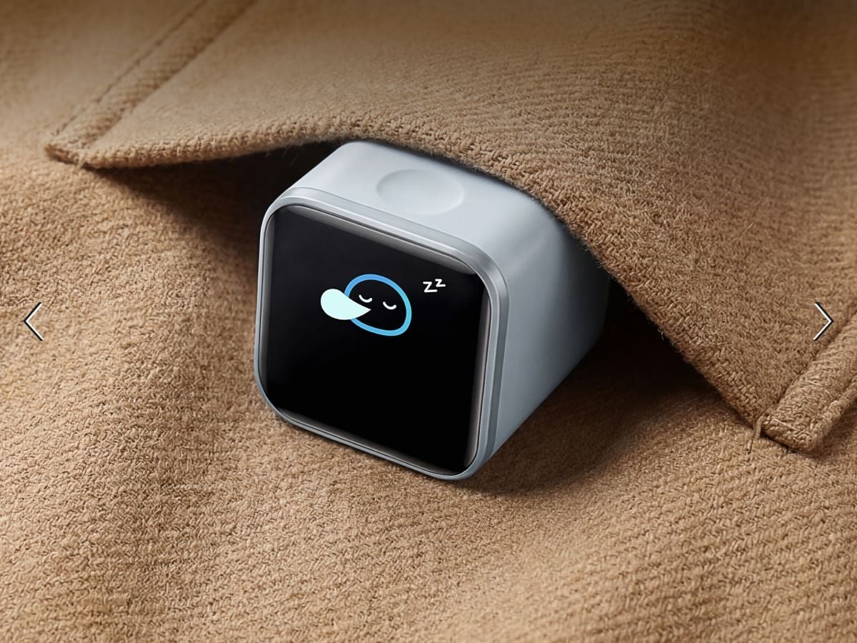 Anker выпустила 45-Вт зарядку Nano Charger A121D с экраном