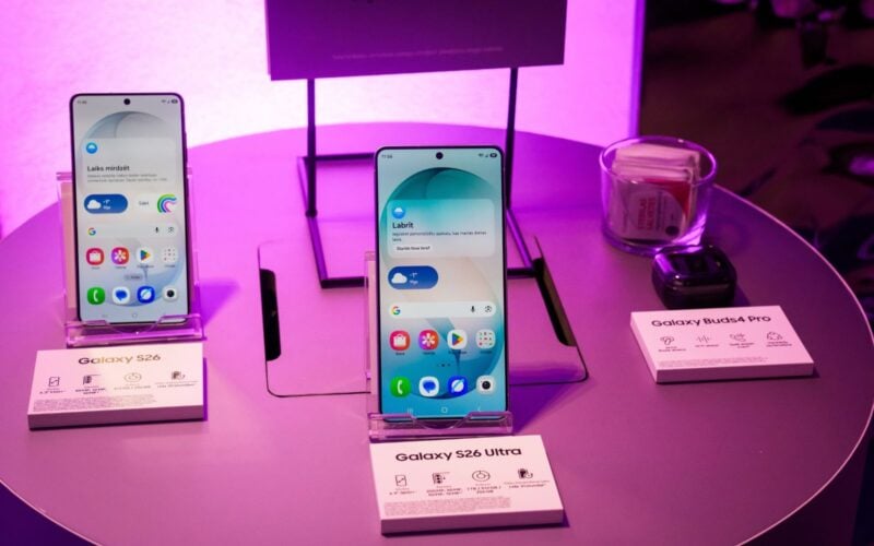 Samsung Galaxy S26 and Galaxy S26 Ultra smartphones displayed alongside Galaxy Buds4 Pro at a product showcase.