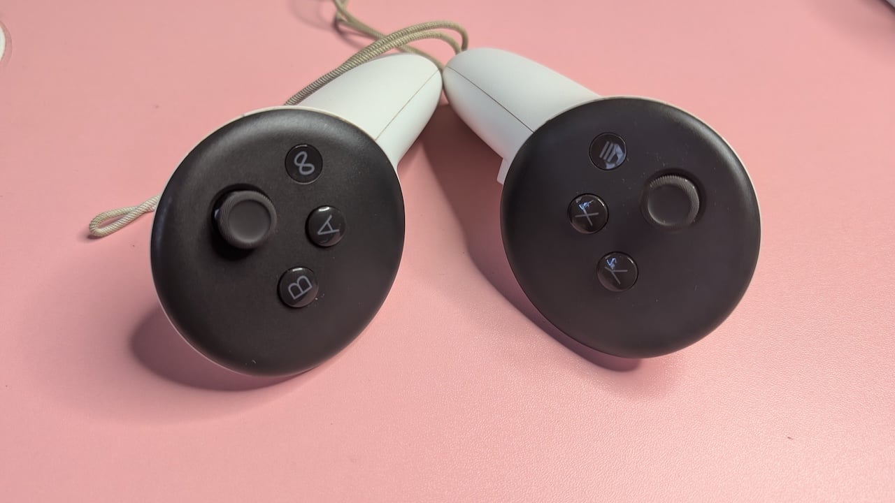 Rear view of the Meta Quest 3S headset showing the standard fabric head strap