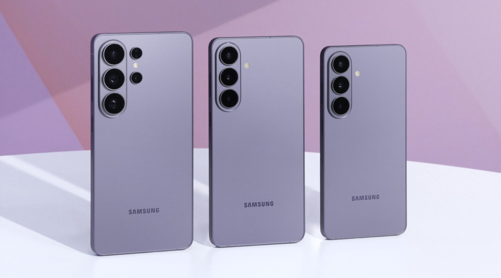 Galaxy S26 Ultra, Galaxy S26+ and Galaxy S26 on display stands